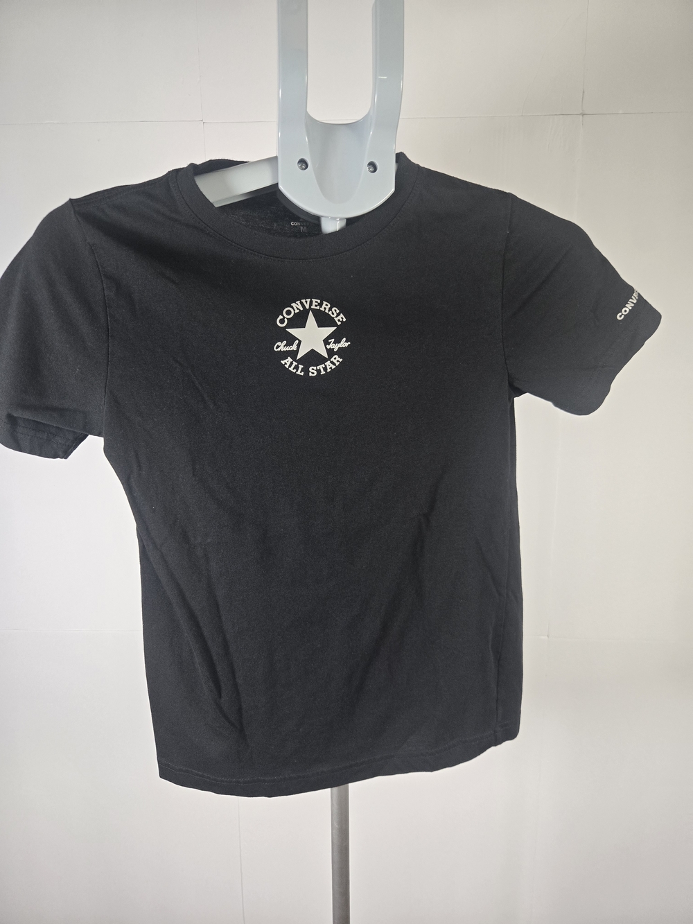 Converse Chuck Taylor All Star. Black Short-Sleeve All Star Logo Tee